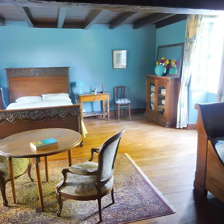 Maison Chaleureuse A Terres-de-haute-charente Avec Jardin * Saint-Germain-et-Mons