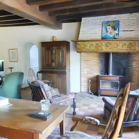 Maison Chaleureuse A Terres-de-haute-charente Avec Jardin * Saint-Germain-et-Mons