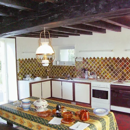 Maison Chaleureuse A Terres-de-haute-charente Avec Jardin * Saint-Germain-et-Mons
